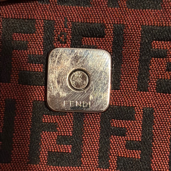 Fendi Zucca Pattern Red and Black Shoulder Bag with FF Monogram - Picture 10 of 16